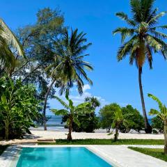 Lions Zanzibar SUITE&APARTEMENT with private pool - LUXURY ON THE SEASIDE