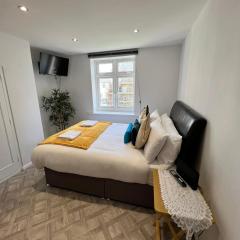 Cosy Seafront LUXURY Studio Apartment Flat Brighton & Hove AA