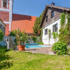 Amazing Apartment In Gottsdorf With Heated Swimming Pool