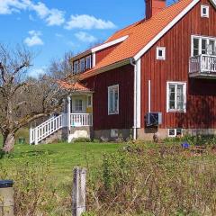 4 Bedroom Beautiful Home In Rrvik