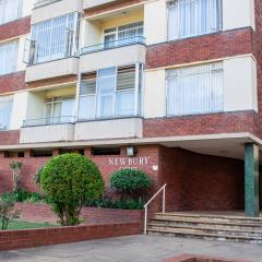 Remarkable 2-Bed Apartment in Harare