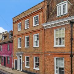 Stunning Georgian ‘Squires’ Town House - near London