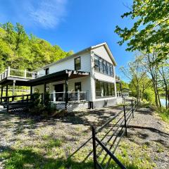 Saugerties Modern Charm with Creekside access and views