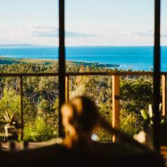 Black Wattle Coastal Retreat