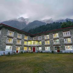 Everest Summit Lodges, Lukla