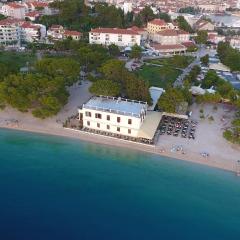 Beach rooms Riviera - Žuta Kuća