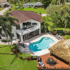Luxury Casa Mila 7BR with Private Heated POOL