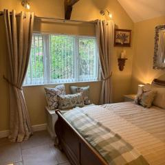 Luxury Cotswold Farm Lodge