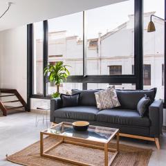 Valencia Apartments by Olala Homes