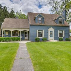 Thiensville Retreat with Fireplace Near Milwaukee!