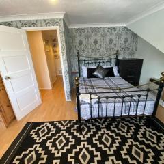 Beautiful very large double bedroom