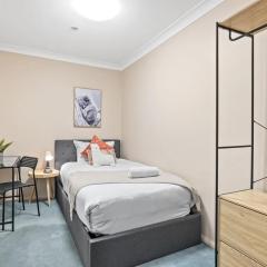 Cozy Single Room in Pymble - Quaint Place - Shared Bathroom
