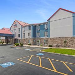 Comfort Suites near I-80 and I-94