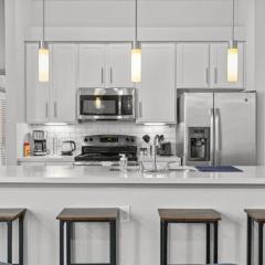 Austin Luxury 2BR 2B with Pool & FREE Parking
