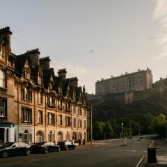 33 Castle Terrace
