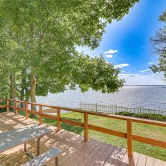 Waterfront Family Cottage on Lake Champlain