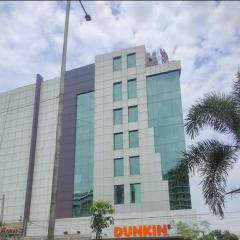 Hotel Dunkin Grand Banjara Hills- Live Kitchen-Free Lavish Buffet Breakfast