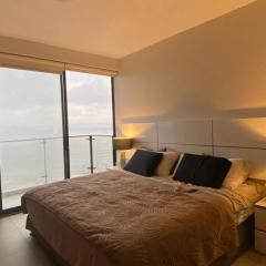 Penthouse frente al mar MIRAFLORES