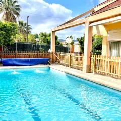 APARTBEACH EL PINAR CON PISCINA y BARBACOA