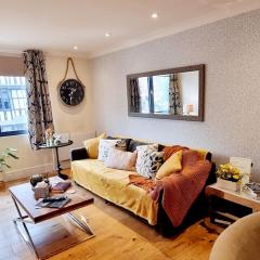 Central Riverside Apartment