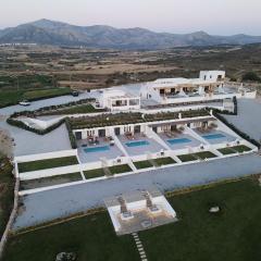 La Grande Vue-Private hilltop villas with private pools