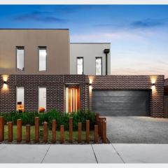 Modern Masterpiece Beautiful St Albans 4BR Home