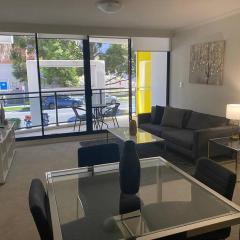 Ultra Convenient St Leonards Apartment HER09008