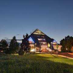 Lázeňský hotel Pyramida