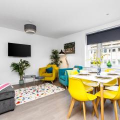 Queens Mile 2 with Free Parking By My Getaways