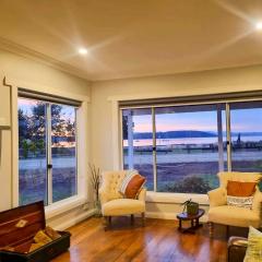 Castaway Cottage