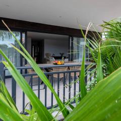Two Tides Luxury