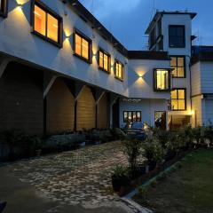 Konwar Inn & Suites