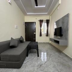 Cozy Room 1Bhk with Lift 502