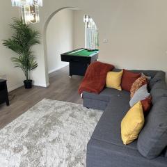 Cozy 3 Bedrooms Birmingham House with Pool Table
