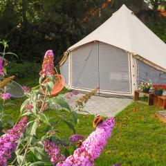 Bell Tent in een Voedselbos