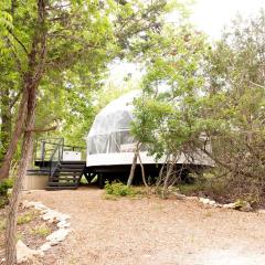 Cloud Dome W Private Hot Tub and Outdoor Shower