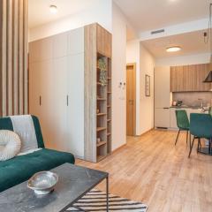 Patronka Apartments - Stylish apartment with a divided sleeping area