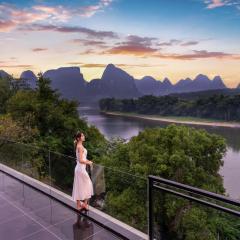 Yangshuo Pleasure River View Resort Hotel