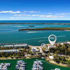 Poinsettia Beach Broadwater Retreat