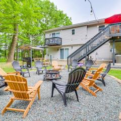 5 Mi to Lake Naomi Home with Hot Tub and Fire Pit