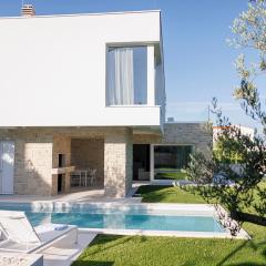 Villa Olea - villa with heated pool, sauna and gym