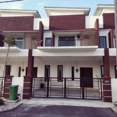 Aufa Alor Setar Near HSB 4 airconds Wifi