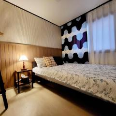 Park stay #Hongdae sinchon 10min #metro 3min #3beds