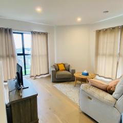 New 3 Bedroom Town House on Clyde