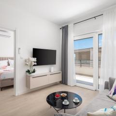 TT - Apartments with private parking