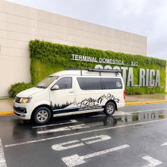 Casa Garitas GuestHouse - Free SJO Airport Shuttle