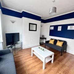 Lovely Apartment Near Newcastle, Driveway, Wifi