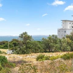North Coogee Escape 2B2B