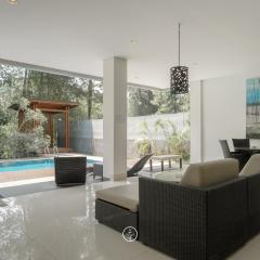 Pinus Villa 5 bedroom with a private pool