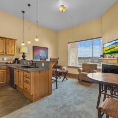 1BR Suite Canyon Village Condo Walk to Lift